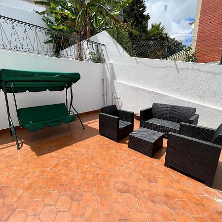 Oeiras Beach Private Room 9 - Double Bedroom With Shared Bathroom & Terrace Exterior photo